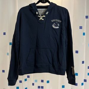 Vancouver Canucks Newbury Collection 40th Anniversary Hoodie Size L